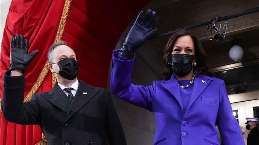 Kamala Harris e o marido Doug Emhoff. Foto: Jonathan Ernst/EPA