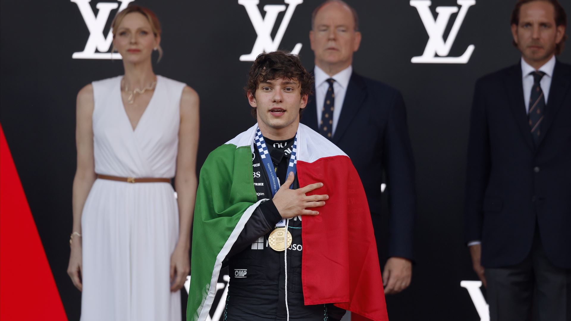 Antonelli mete a quinta. Prodígio italiano ganha GP do Mónac