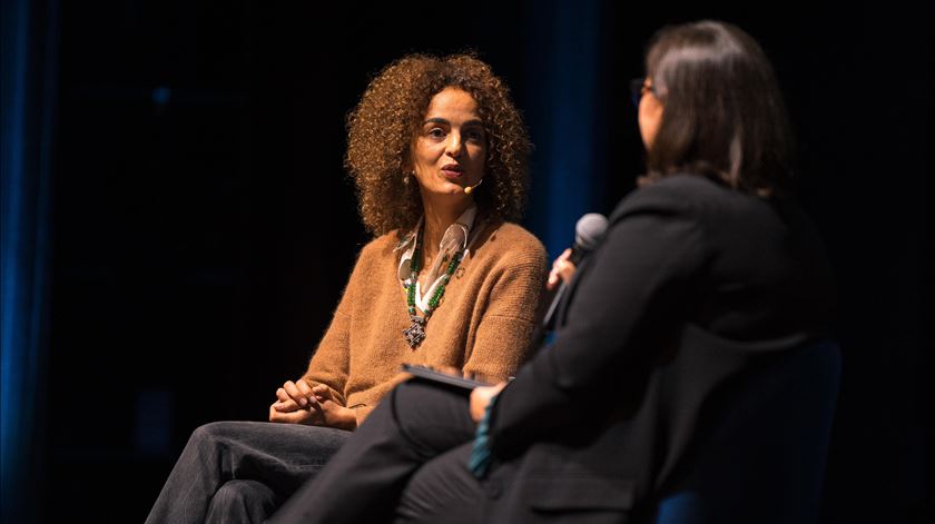 Leila Slimani quer "muito escrever sobre Portugal"