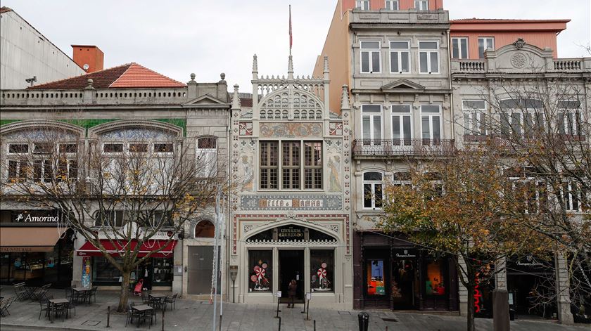 Associação Portuguesa de Editores e Livreiros defende abertura urgente das livrarias