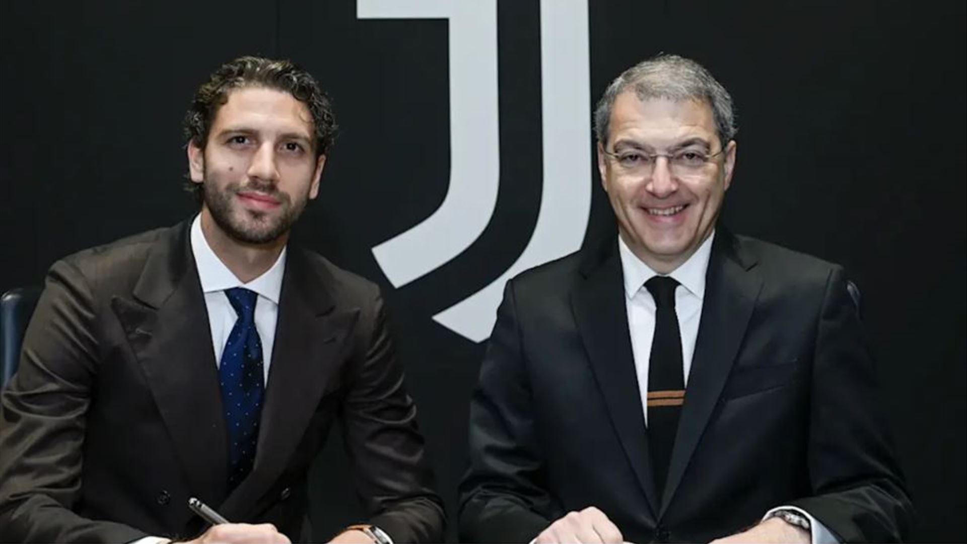 Locatelli renova com Juventus
