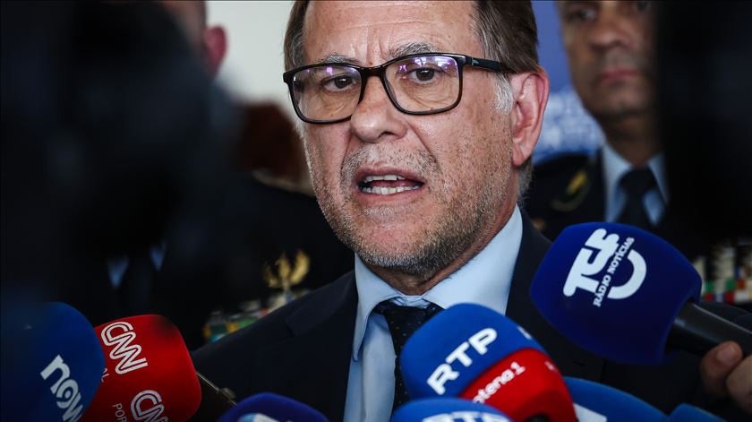 "Não sou pressionável". Ministro defende que "nada belisca" seriedade do novo líder do SIRESP