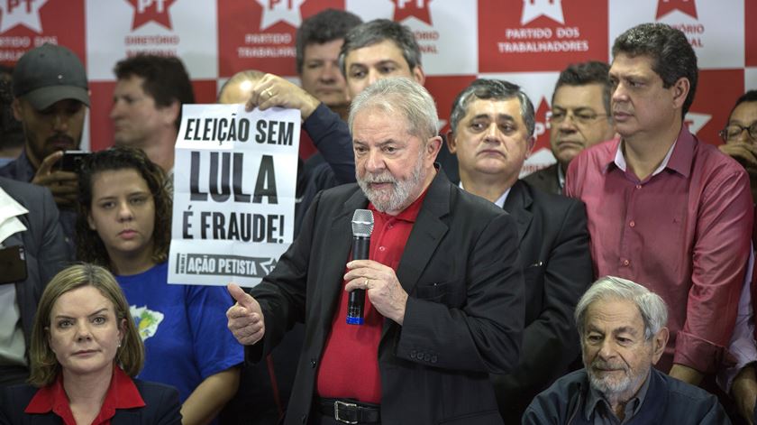 Lula da Silva anuncia candidatura às presidenciais 2018