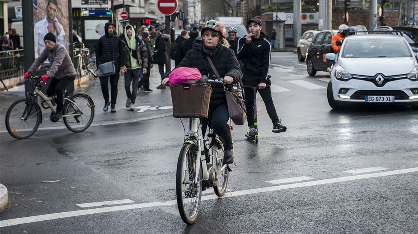 Partilha de bicicletas na Europa gera 305 milhões de euros em benefícios