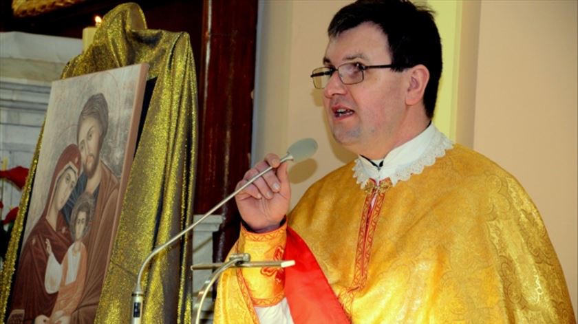 "Esperamos que a oração destes dias em Portugal leve de novo o inimigo a recuar na guerra"