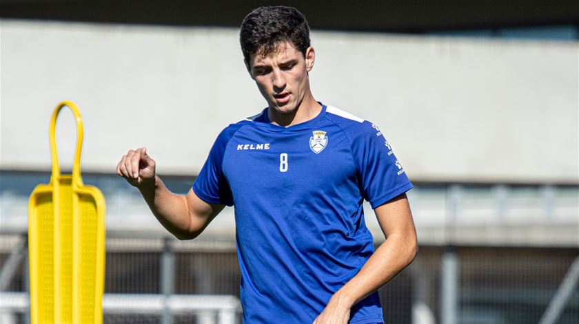 Manu Silva é reforço do Vitória de Guimarães Manu Silva é reforço do Vitória de Guimarães