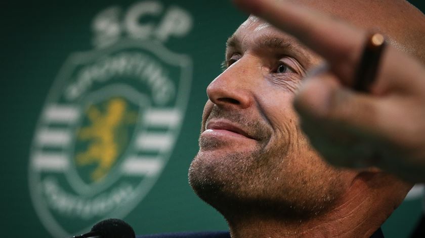 Keizer apresentado como novo treinador do Sporting. Foto: Mário Cruz/Lusa