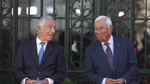Marcelo e Costa juntos em sessão sobre Mário Soares horas antes de o Governo ser demitido