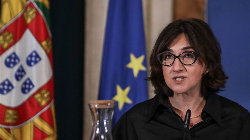 Parlamento aprova audição da ministra da Agricultura