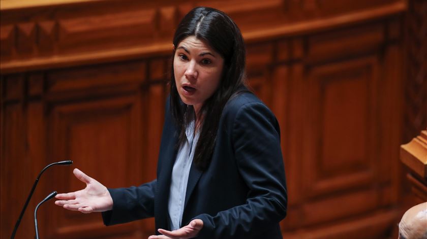 Parecer da AR diz que incompatibilidade de Mariana Mortágua está sanada