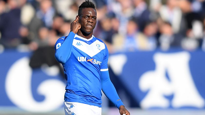Balotelli está de saída do Brescia Foto: Daniele Mascolo/Reuters/Action Images