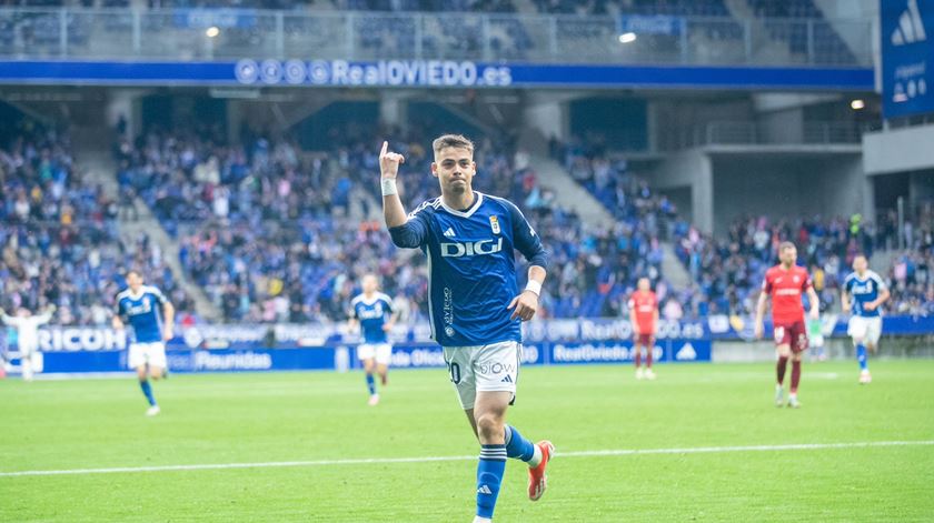 Mascarenhas, outro português no Oviedo, luta pela La Liga: "O Cazorla não é só uma lenda, como companheiro é do melhor que há"