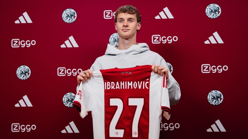 Depois de um Cruijff, agora é o filho de Ibrahimovic que chega ao Ajax para escrever a sua história