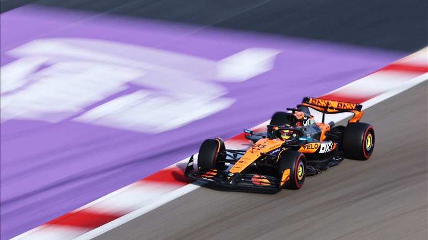 Piastri foi o único McLaren a tirar partido da performance do carro. Foto: Pirelli