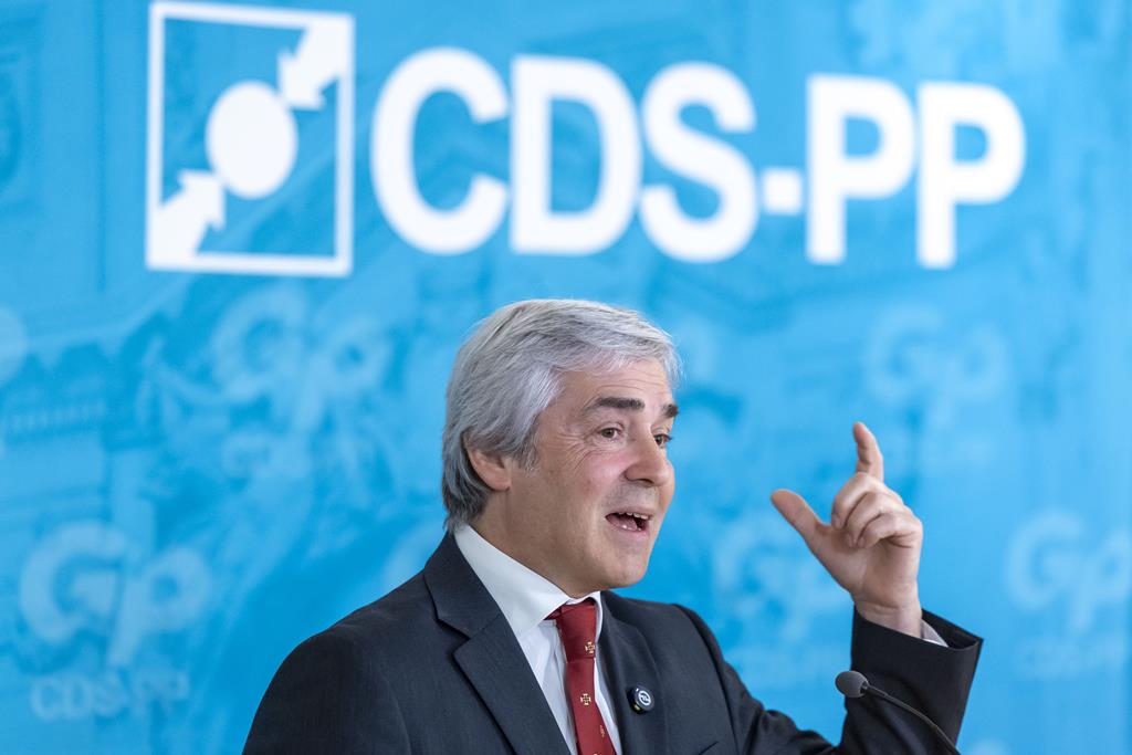 Nuno Melo ataca críticos: “Quem pensa transformar o PSD no nosso adversário” só ajuda PS e Chega
