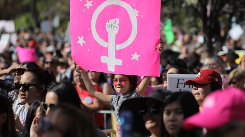 Portugal é um dos países onde as discrepâncias salariais entre homens e mulheres vão continuar a aumentar, alerta a CES. Foto: David Swanson/EPA