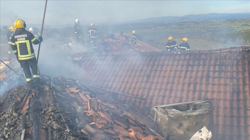 Incêndio no Mosteiro Trapista em Miranda do Douro. Foto: Diocese de Bragança-Miranda