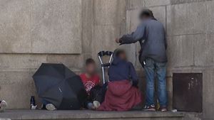 PSP do Porto detém três pessoas por tráfico, venda ilegal e posse de arma