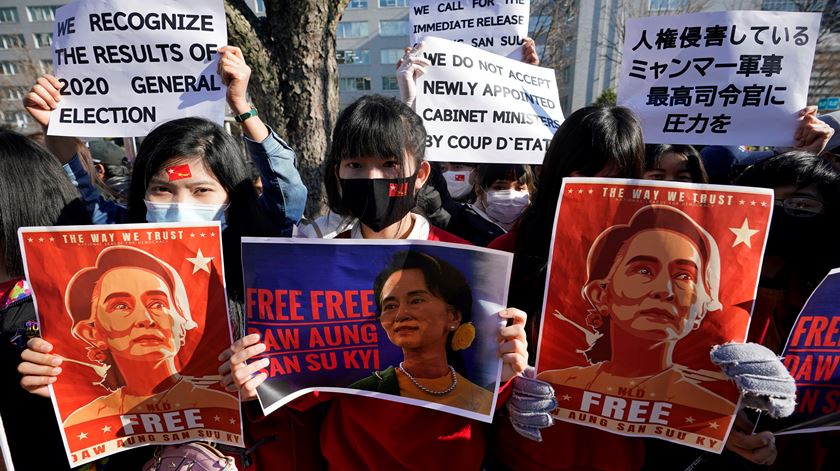 Myanmar. China bloqueia Conselho de Segurança enquanto protestos aumentam no país