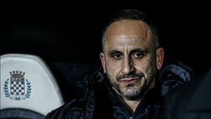 "Sentido de missão muito grande". Ricardo Paiva quer estrear-se no dérbi com vitória