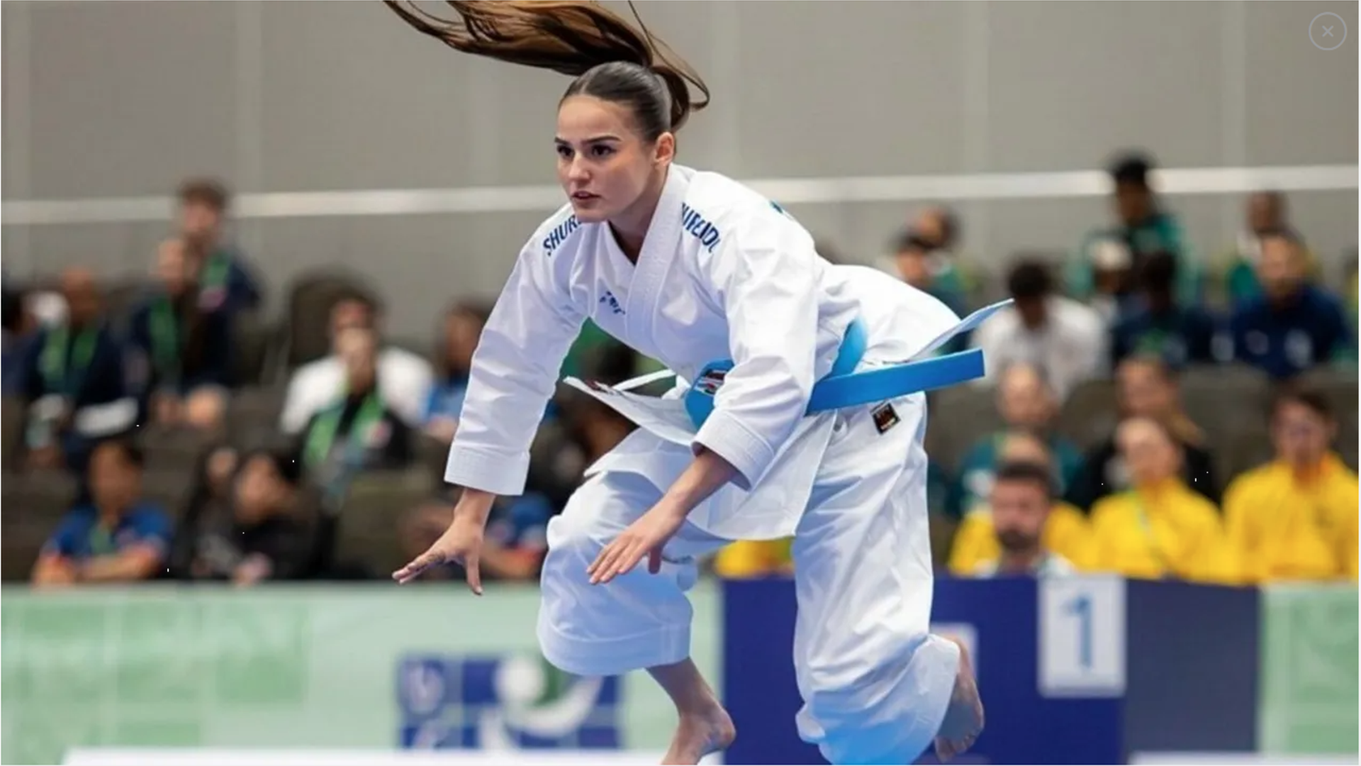Prata para Natacha Fernandes