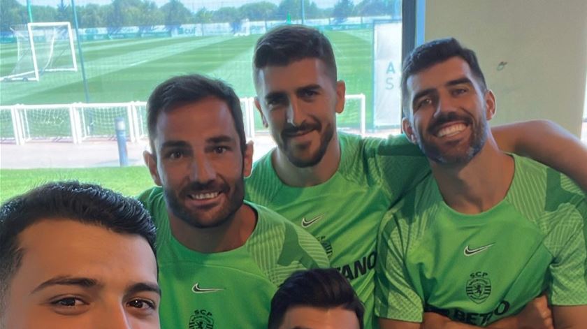 Primeiro dia de treino no Sporting 2022/23. Porro, Adan, Paulinho, Neto e Esgaio. Foto: SCP