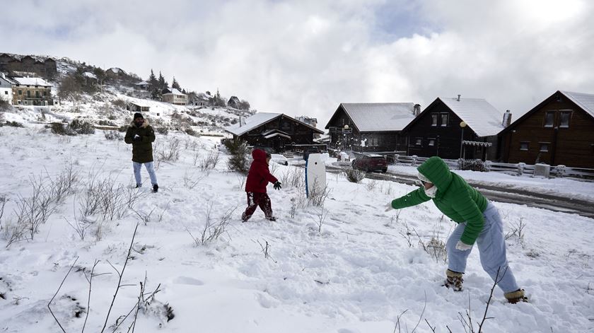 Depressão Ingrid a caminho de Portugal. Chuva, neve, vento e agitação marítima até sábado