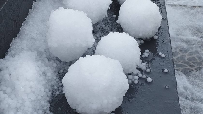 Açores com granizo e neve? Está a acontecer em quase todas as ilhas (e na Madeira também)
