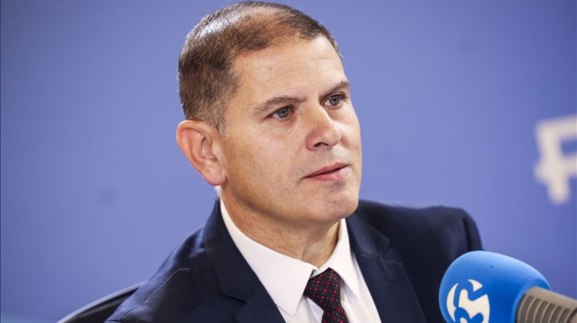 Sinapol apresenta queixa-crime contra MAI e Costa por "declarações caluniosas" Sinapol apresenta queixa-crime contra MAI e Costa por "declarações caluniosas"