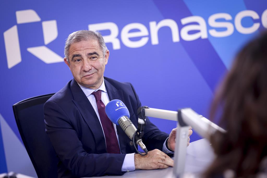 Bolieiro sem pressa na revisão constitucional, mas avisa: "Não pode ser uma maioria contra" PS