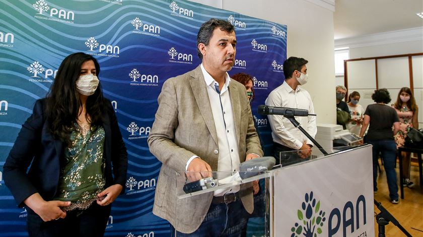 André Silva sai do PAN e diz que em "rigorosamente cenário nenhum" volta à política André Silva sai do PAN e diz que em "rigorosamente cenário nenhum" volta à política