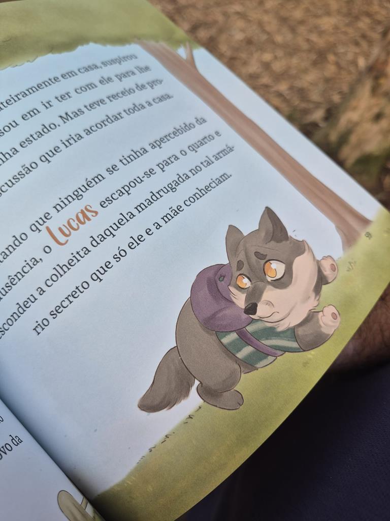 O livro "Lucas, o Lobo em Pele de Coelho" Foto: DR O livro "Lucas, o Lobo em Pele de Coelho" Foto: DR