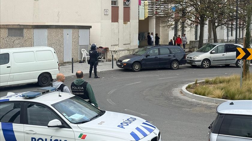 Cinco detidos em vasta operação policial na zona da Ameixoeira, em Lisboa
