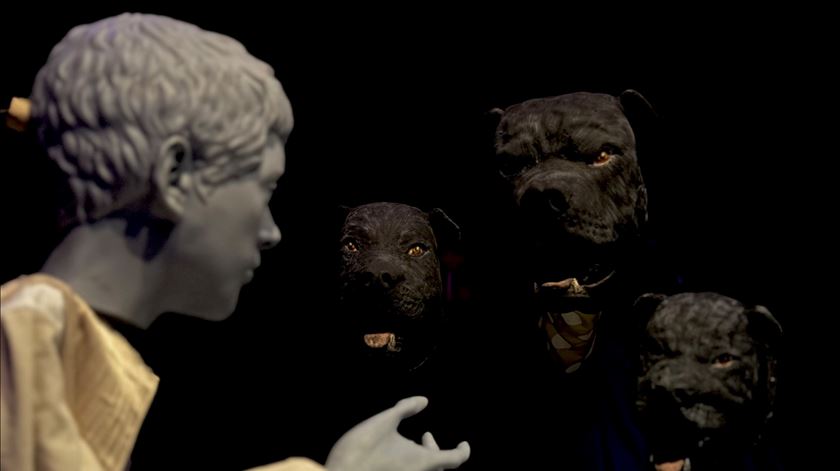 "Orfeu e Eurídice". Um clássico da literatura adaptado às marionetas