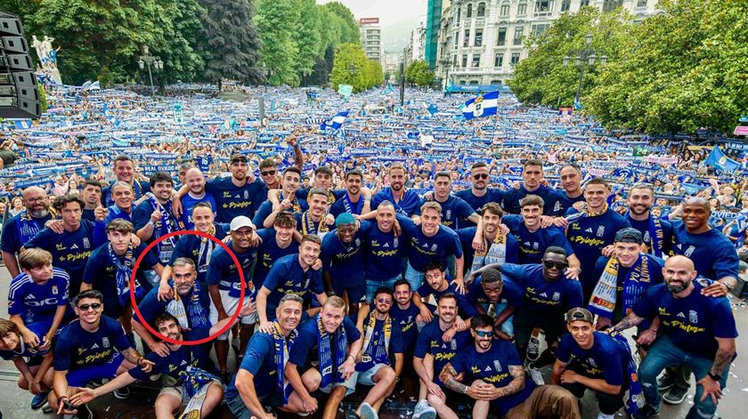 "Viemos quatro treinadores, vivíamos juntos numa casa, 24 horas a trabalhar". Há um português na base do regresso do Oviedo à La Liga