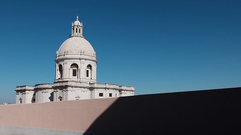 Fundação Eça de Queiroz suspende comemorações da trasladação do escritor