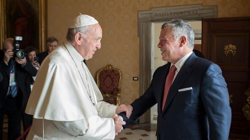 Papa Francisco com o Rei da Jordânia. Foto: L