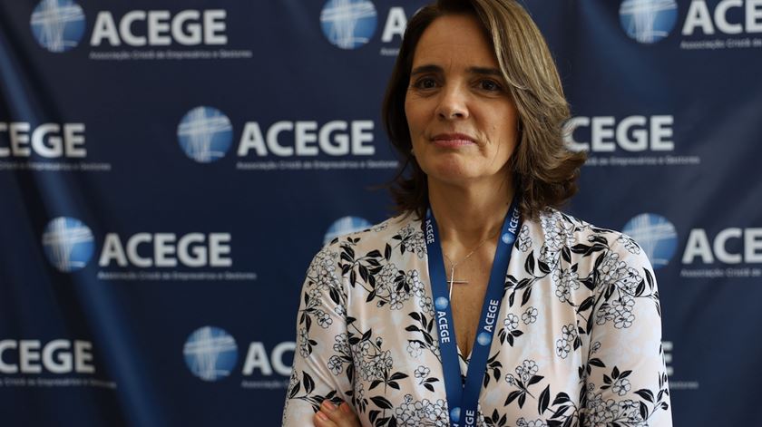 Nova presidente da ACEGE aconselha empresários a “serenar” perante (mais) uma crise política