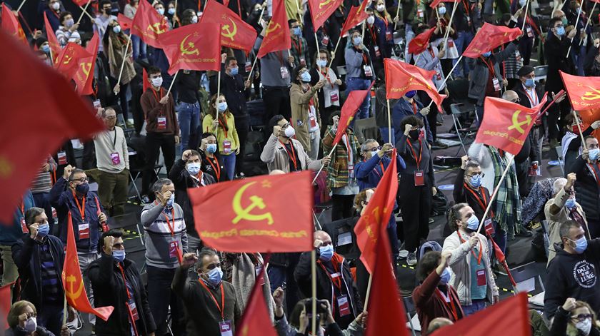 PCP "não é de aviário" e "vai viver o seu segundo centenário"