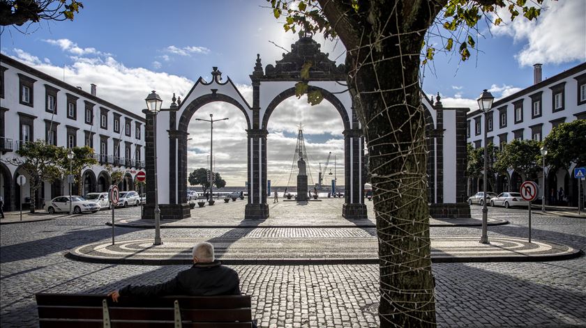 Hoje é Dia dos Açores e há sopas do Espírito Santo em Ponta Delgada