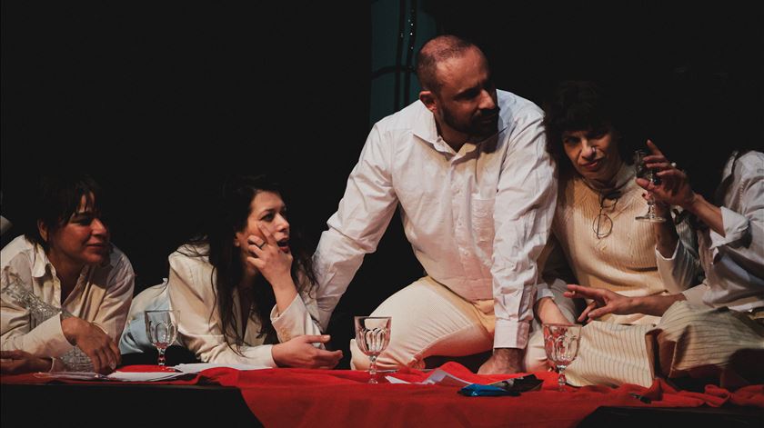 A homenagem em palco a Fernanda Lapa