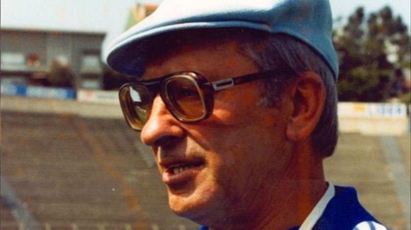 "Andava no jaguar com música clássica": Pedroto, um homem de "magnetismo inebriante" que fazia muitas perguntas