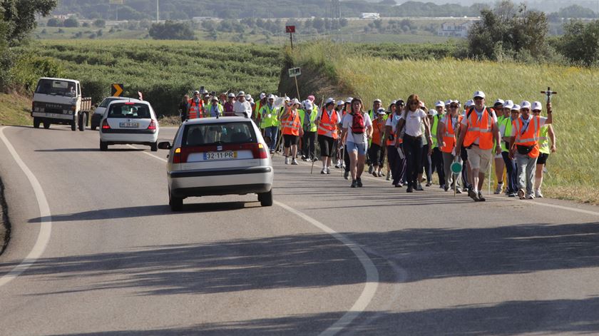 Peregrinos a caminho de Fátima nesta altura do ano. Foto: Lusa