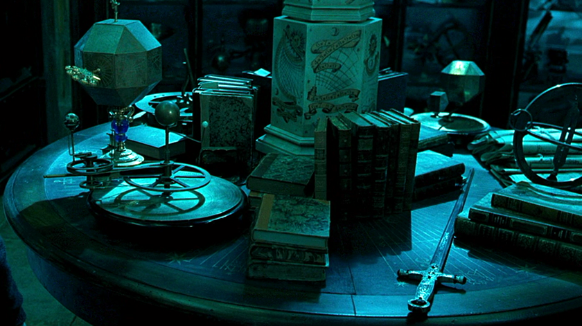 Réplicas de espadas Harry Potter apreendidas no Japão por violarem lei. Foto: TM &amp; Warner Bros.