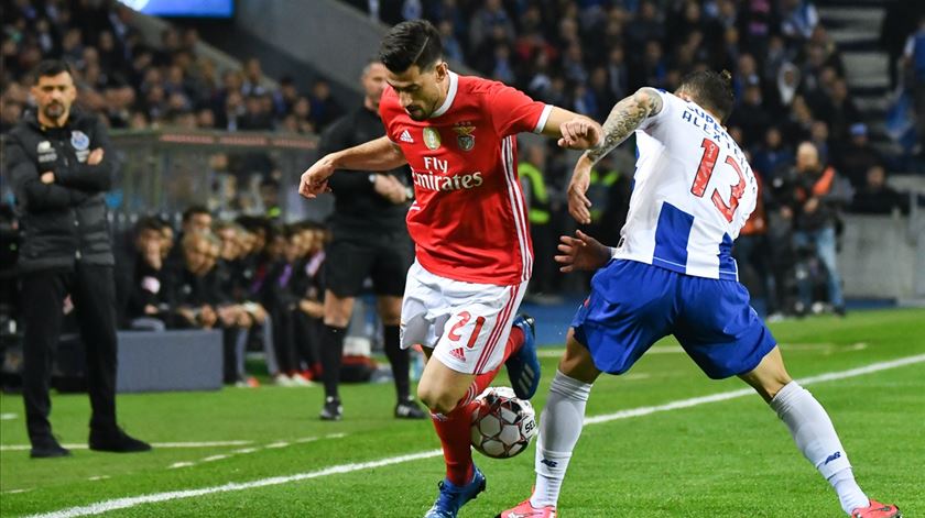 Chaínho alerta para o perigo que Pizzi representa. Foto: Paulo Aragão/RR