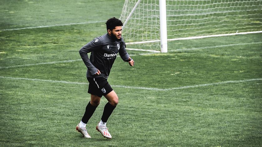 Os jogadores do Vitória de Guimarães regressaram aos treinos no relvado, no dia 4 de maio Foto: Vitória SC