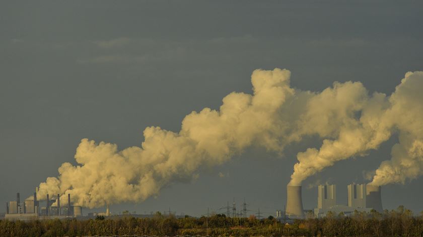 Civilização precisa de energia, mas energia não deve destruir a civilização. Foto: Phillip Guelland/EPA