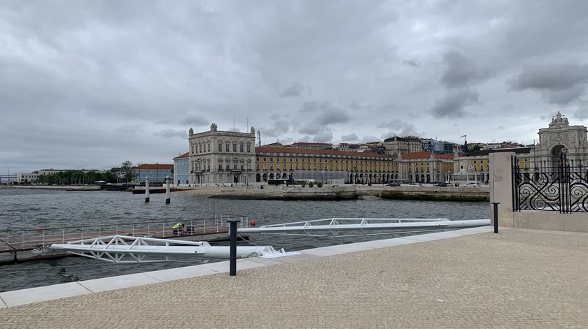 Pontão lateral, junto ao Muro das Namoradeiras. Foto: Ana Carrilho/ RR