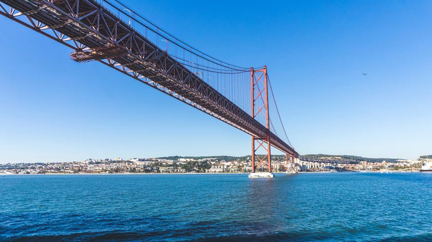 Ponte 25 de Abril é "a mais controlada do país e se calhar do mundo inteiro", garante Ricardo Carmona. Foto: Hilthart Pedersen/Unsplash