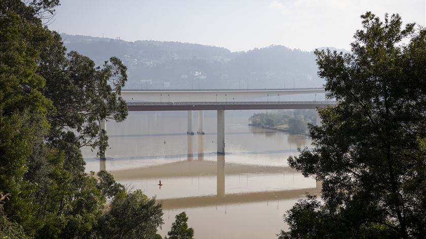 Entre-os-Rios, 25 anos depois. A ferida que não morre Entre-os-Rios, 25 anos depois. A ferida que não morre
